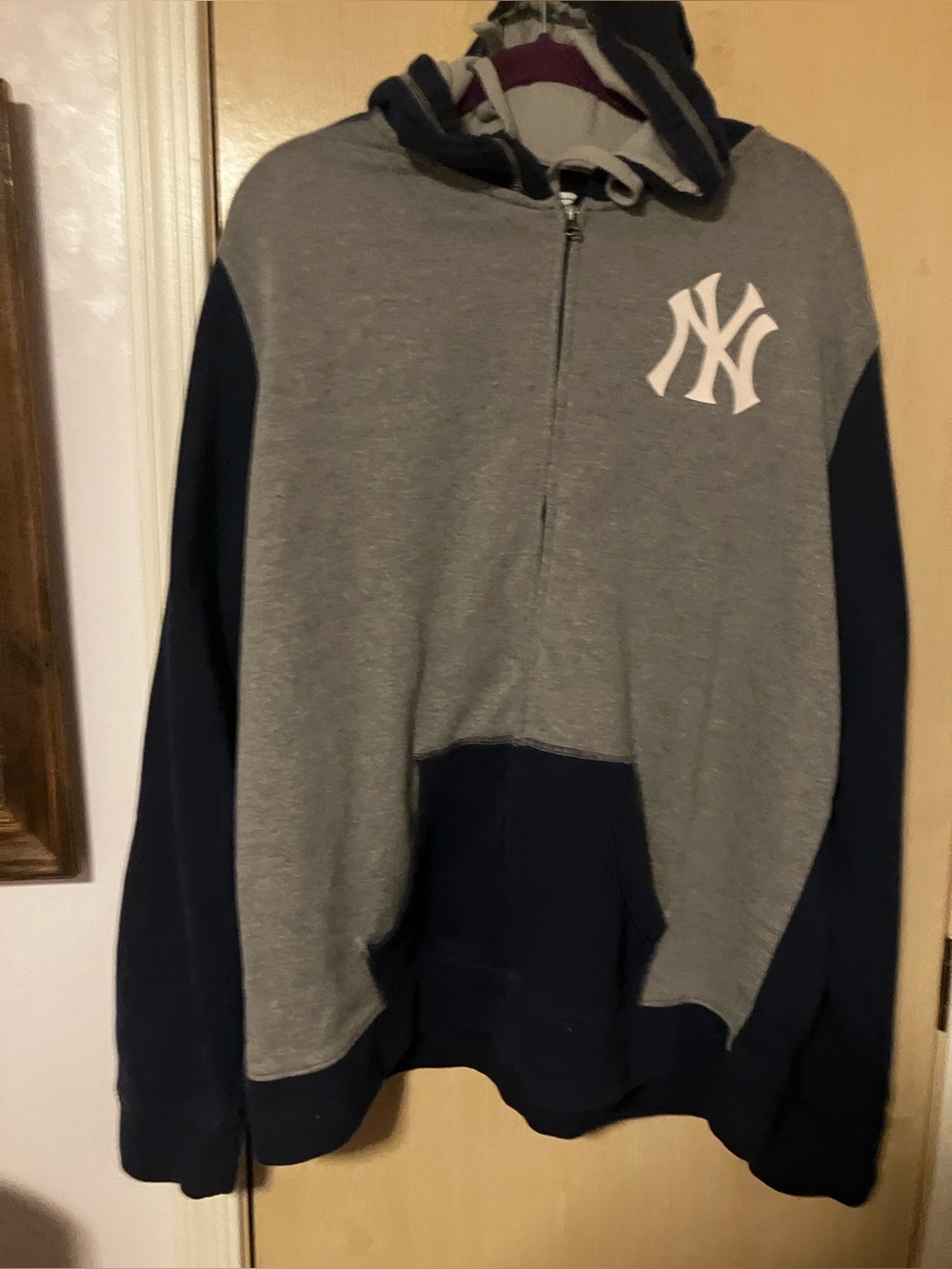 Fanatics MLB N.Y Yankees Gray & Navy 2XL  full-Zip Hoodie